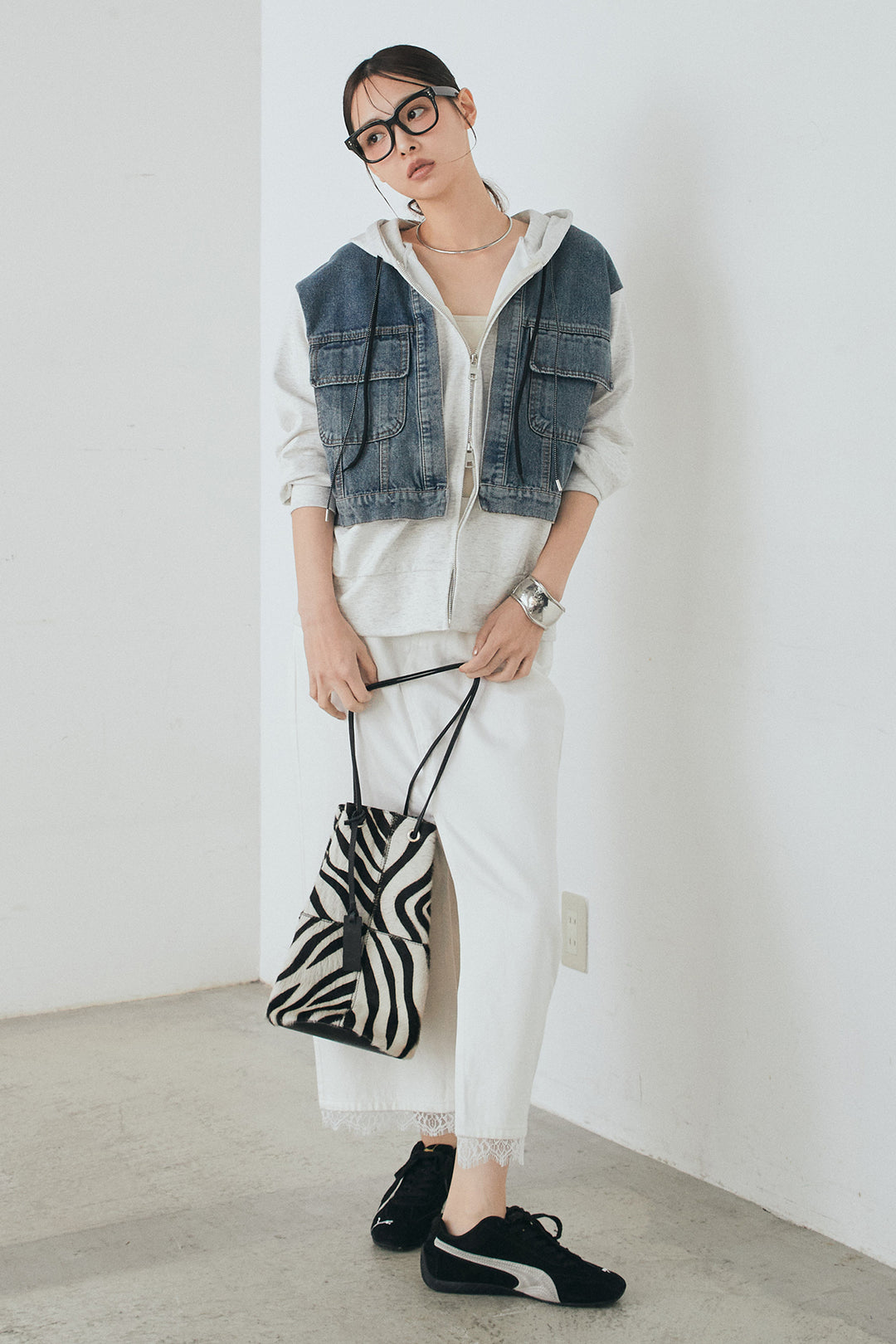 [SET]デニム切替ポンチダブルジップパーカー+裾レースデザインデニムスカート(2set)