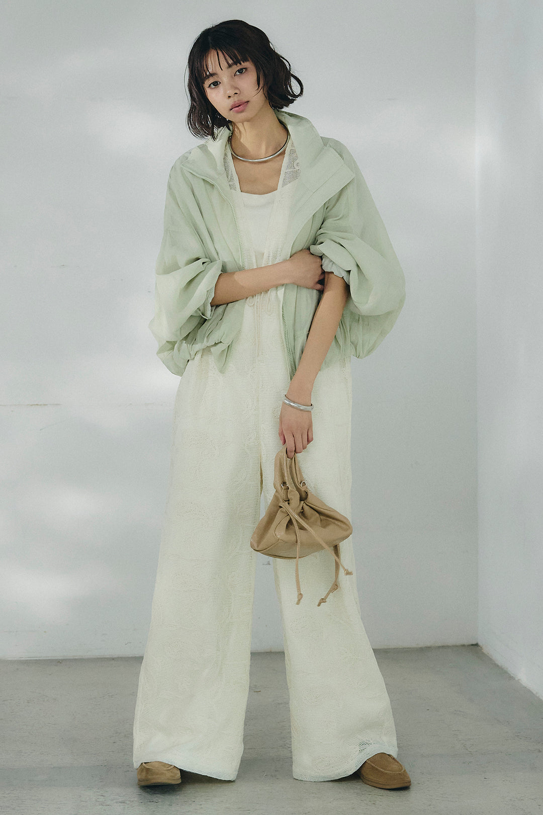 [SET]スタンドネックシアーブルゾン+レースサロペット(2set)