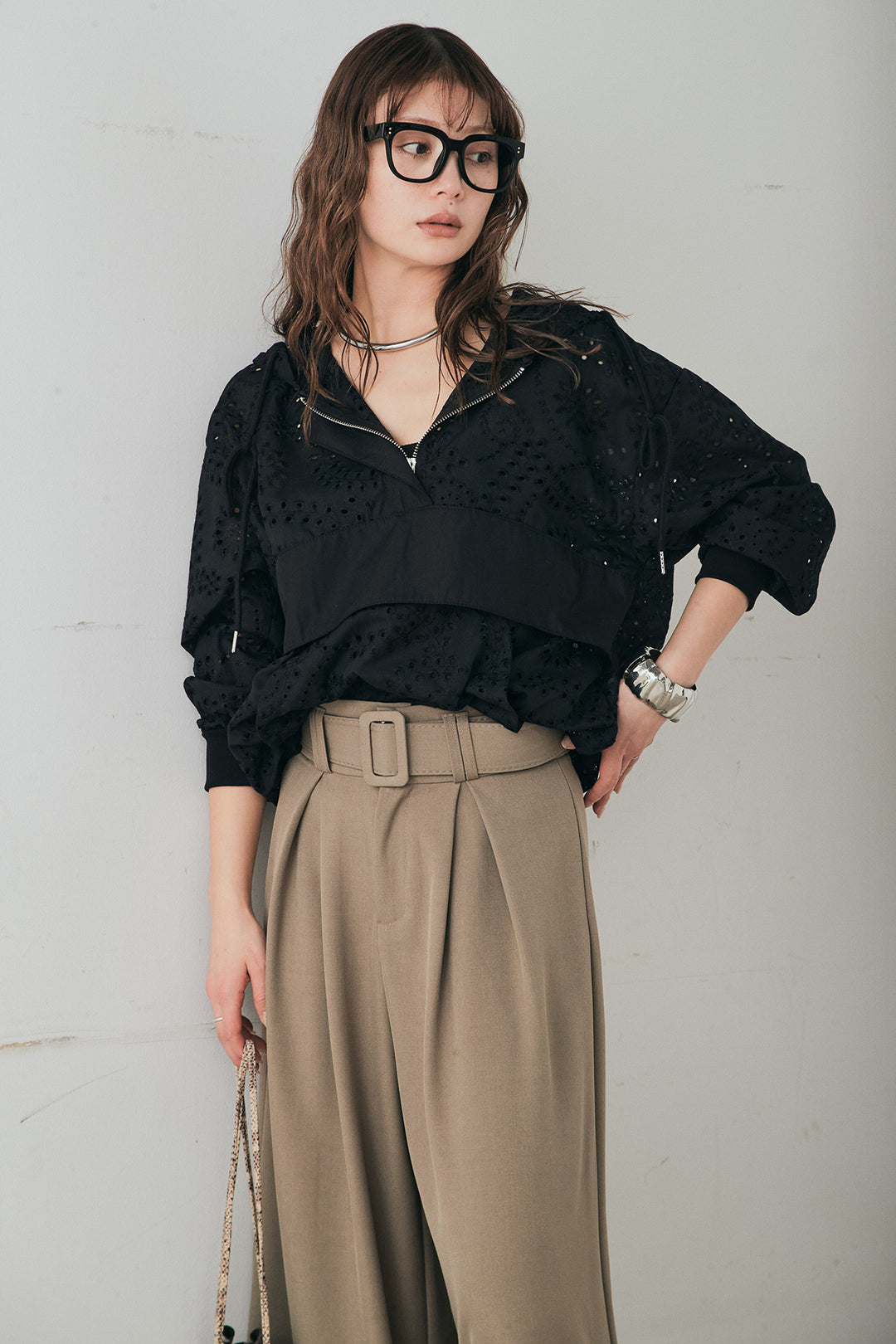 [SET]レースハーフジップアップフーディー+ベルト付きツータックワイドパンツ(2set)