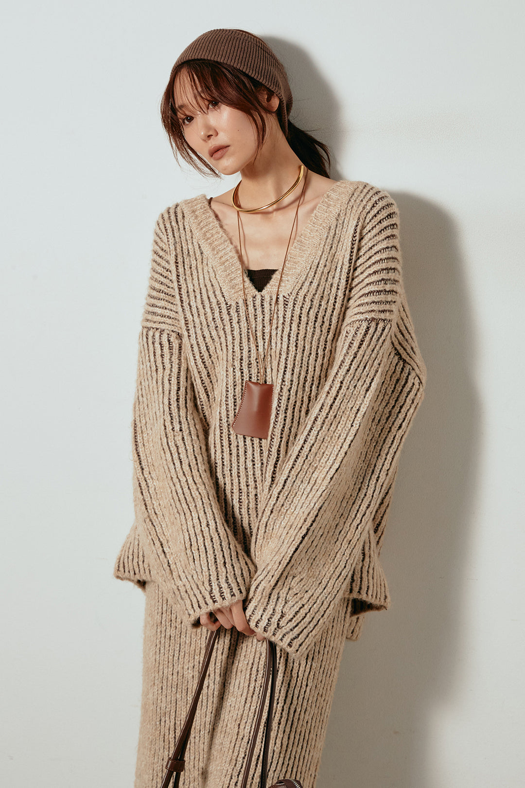 [SET]アルパカタッチ深Vニットトップス+アルパカタッチニットタイトスカート(2set)