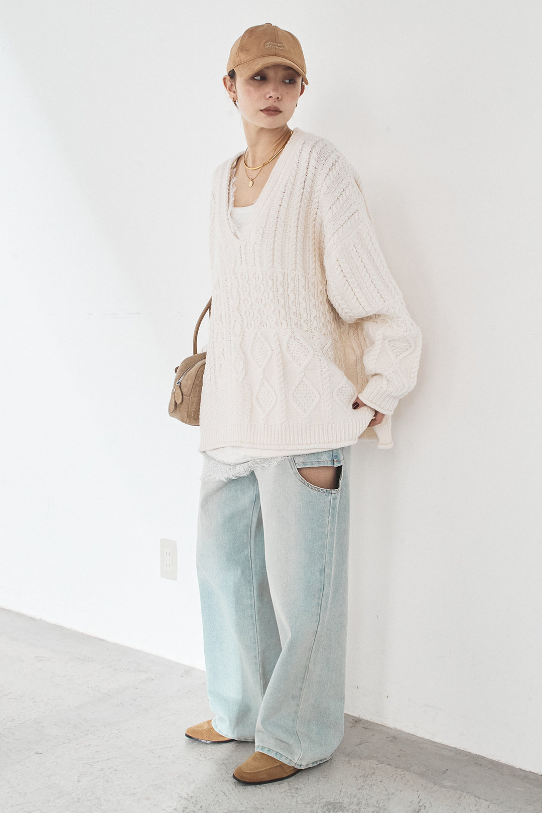 [SET]ケーブルVニットセーター+デニムサイドカットパンツ(2set)