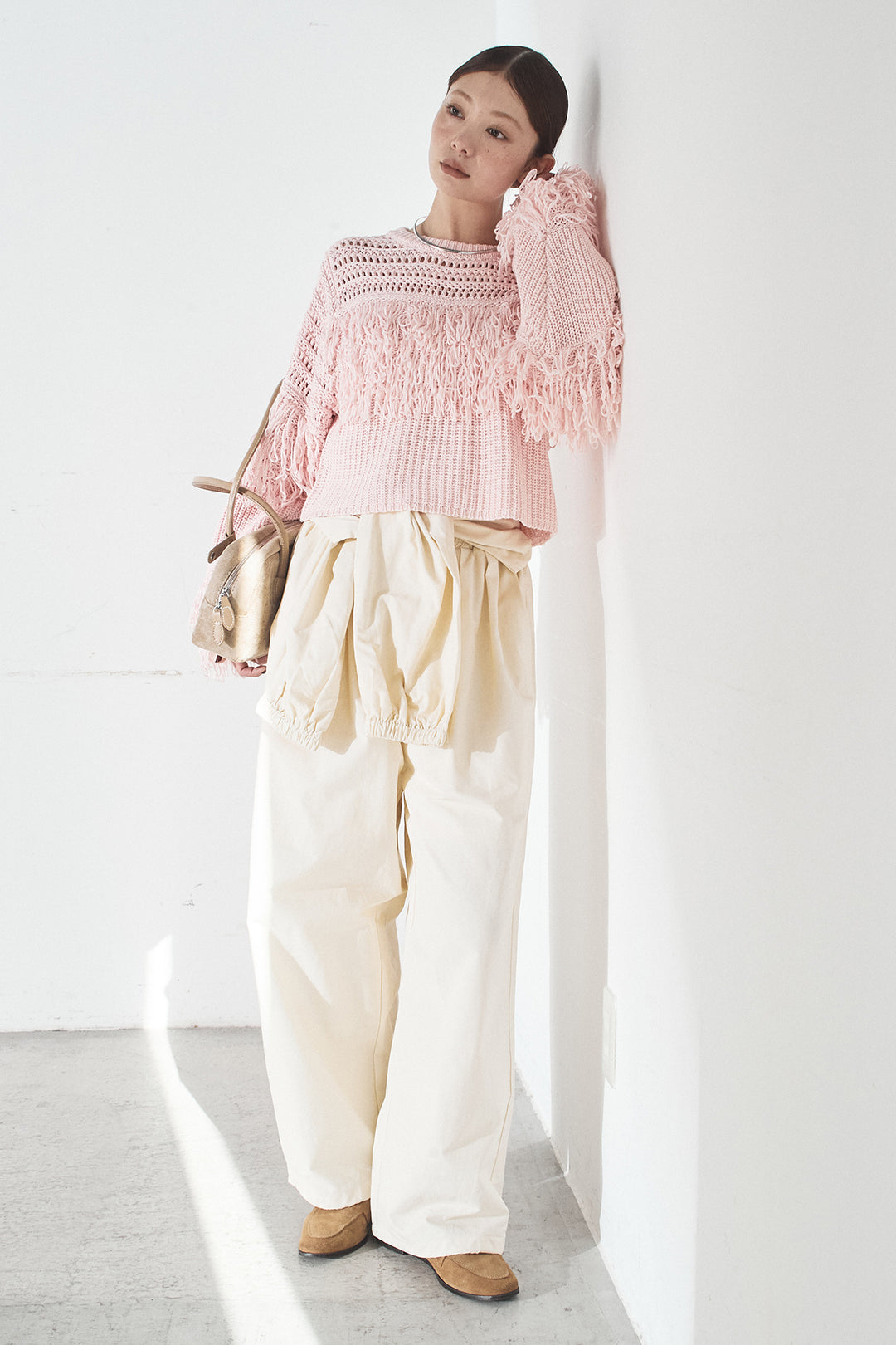 [SET]メッシュフリンジ切り替えプルオーバー+合繊ツイルスタンドウエスト巻きジョガーパンツ(2set)