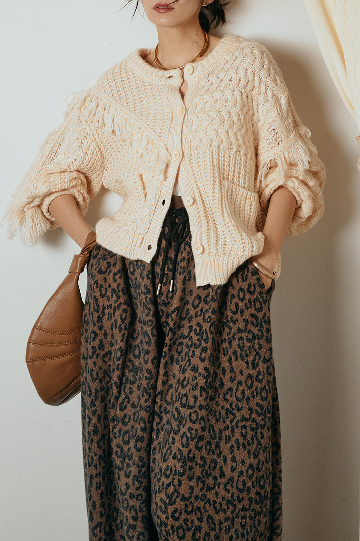 [SET]ランダムフリンジニットカーディガン+リラックスレオパード柄ワイドパンツ(2set)