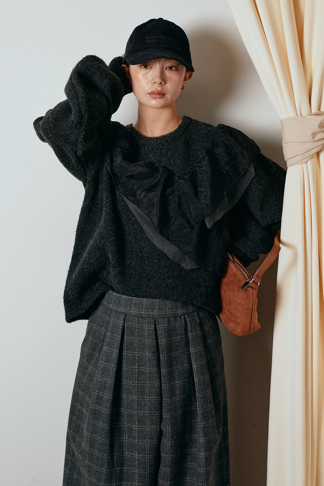 [SET]アシンメトリーフリルニットトップス+ウールライクチェックタックパンツ(2set)