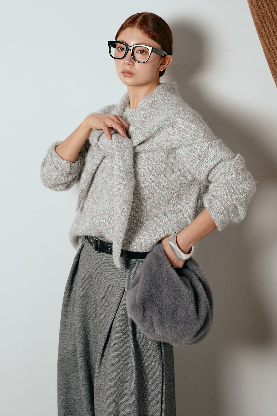 [SET]スカーフ付きミックスニットトップス+細ベルト付き起毛タックワイドパンツ(2set)