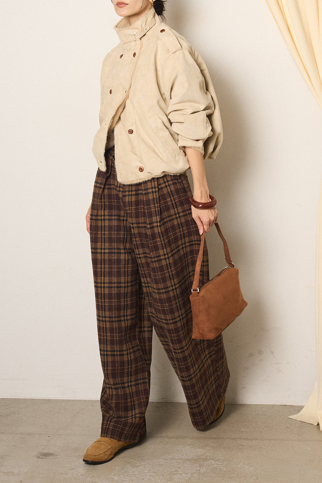 [SET]スタンド襟スウェードライクアウター+スタッズデザインベルトタータンチェックパンツ(2set)