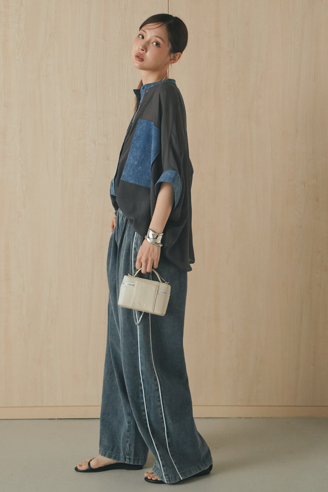 [SET]デニムライクビッグツーポケシアーシャツ+ドロストサイドラインデニムパンツ(2set)