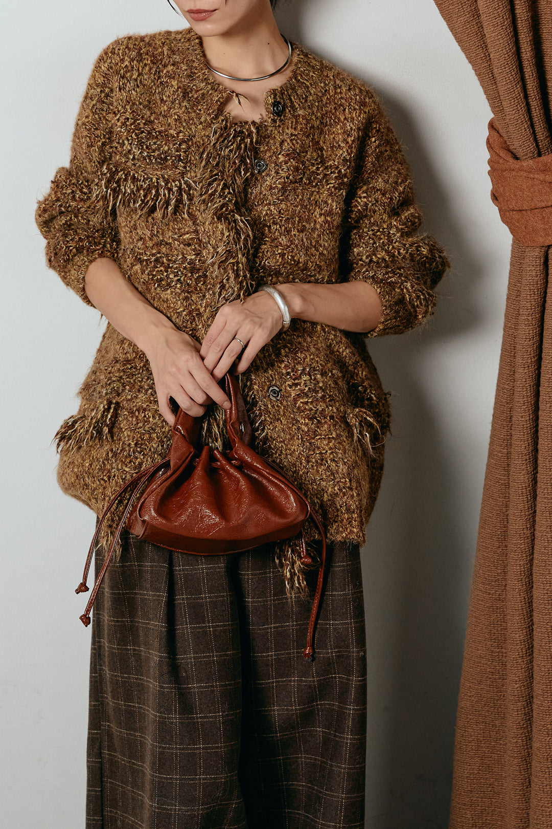 [SET]フリンジニットカーディガン+ウールライクチェックタックパンツ(2set)