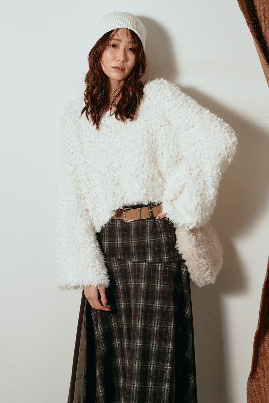 [SET]深Vネックチョウチョヤーンニットトップス+フェイクレザーベルト付き切り替えタータンチェックスカート(2set)