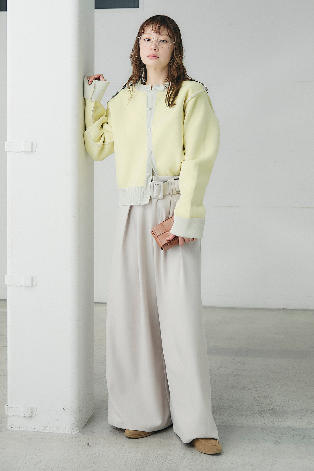 [SET]リバーシブル配色ニットカーディガン+ベルト付きツータックワイドパンツ(2set)