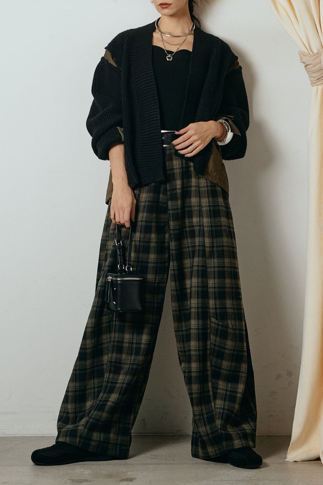 [SET]キルティング切り替えニットカーディガン+ベルト付きタータンチェックカーブワイドパンツ(2set)