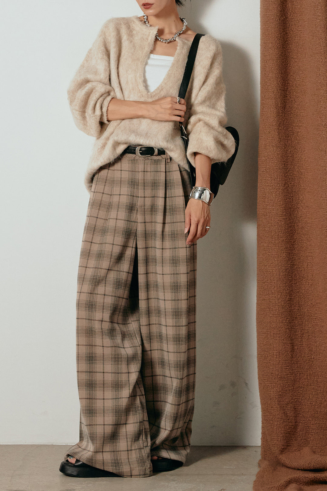 [SET]ミックスシャギー深Vニット+タック入りタータンチェックワイドパンツ(2set)