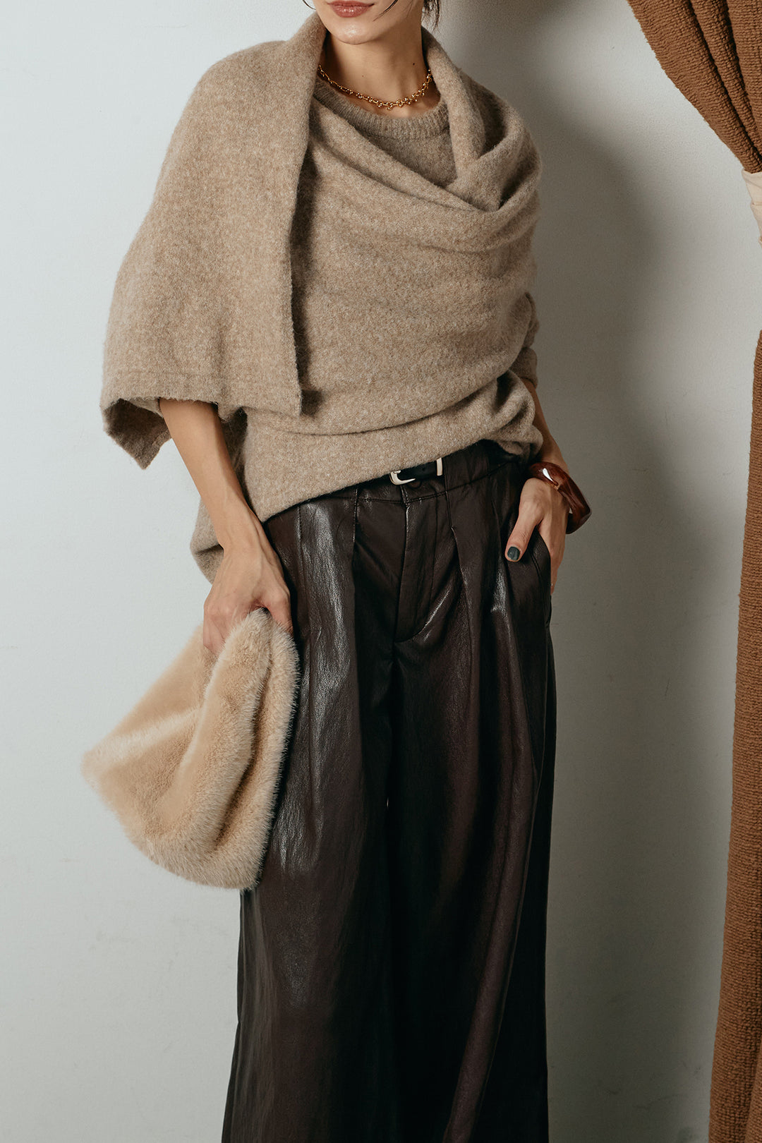 [SET]ネック巻きデザインニットトップス+ベルト付きレザーライクタックパンツ(2set)