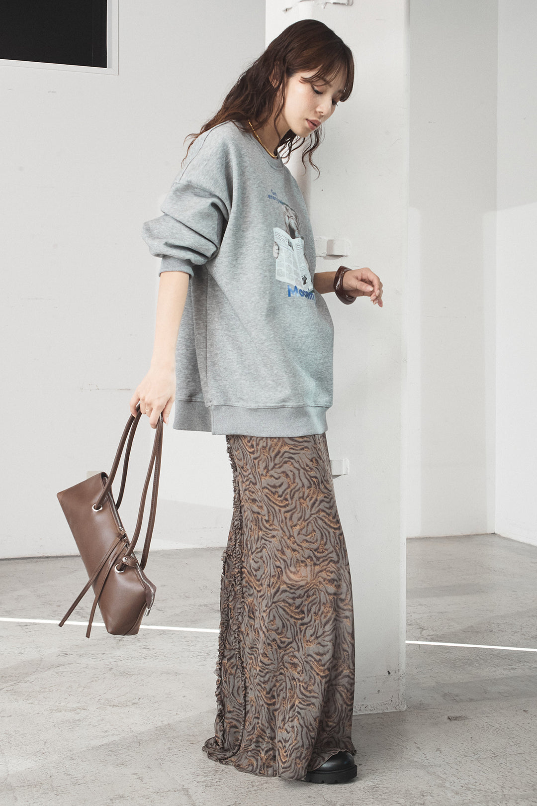 [SET]裏起毛モーニングキャットプリントスウェット+抽象柄ロングスカート(2set)