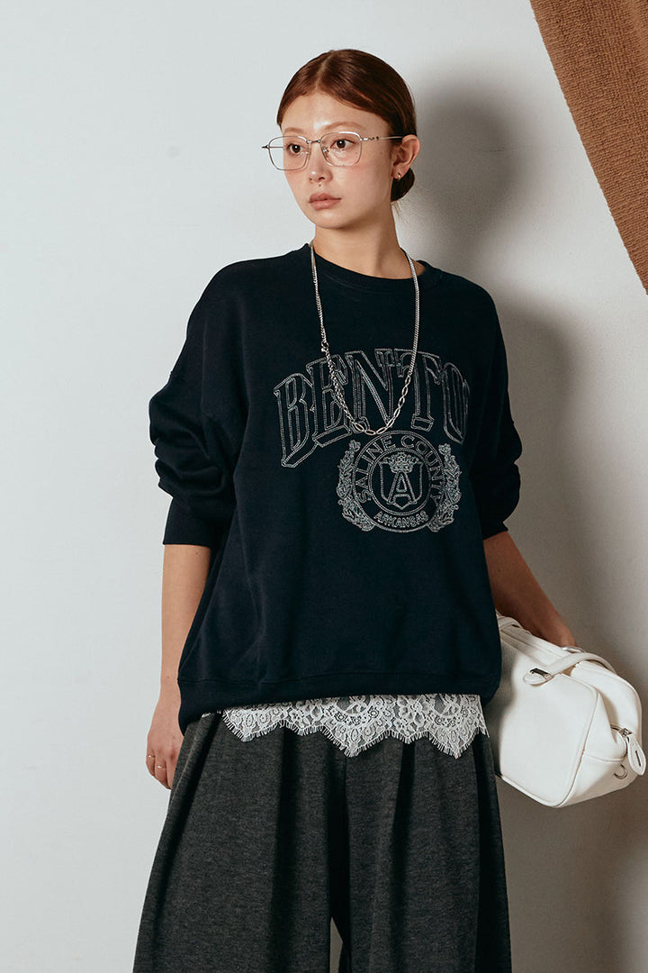 [SET]フロントロゴスウェットプルオーバー+カップ付きレースドッキングキャミソール(2set)