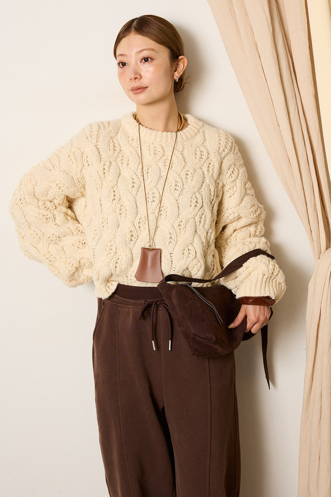 [SET]ケーブルリラックスショートニット+スウェットワイドカーブパンツ(2set)