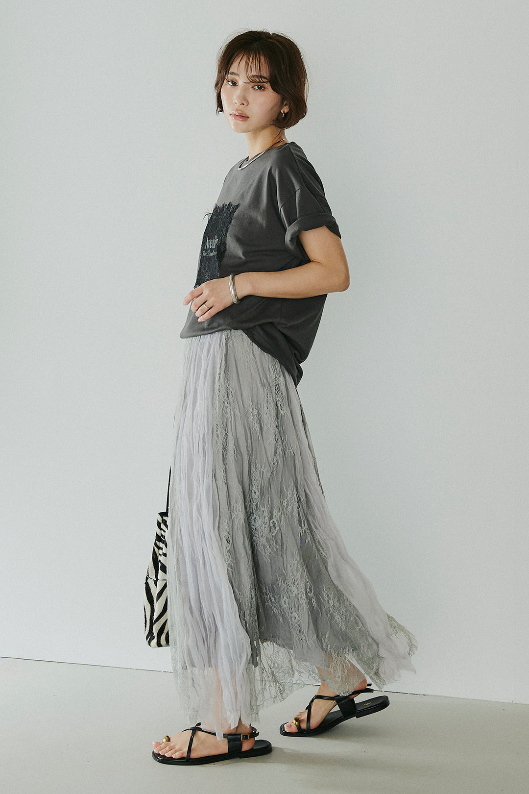 [SET]レースロゴ刺繍Tシャツ+レースコンビワッシャーギャザースカート(2set)
