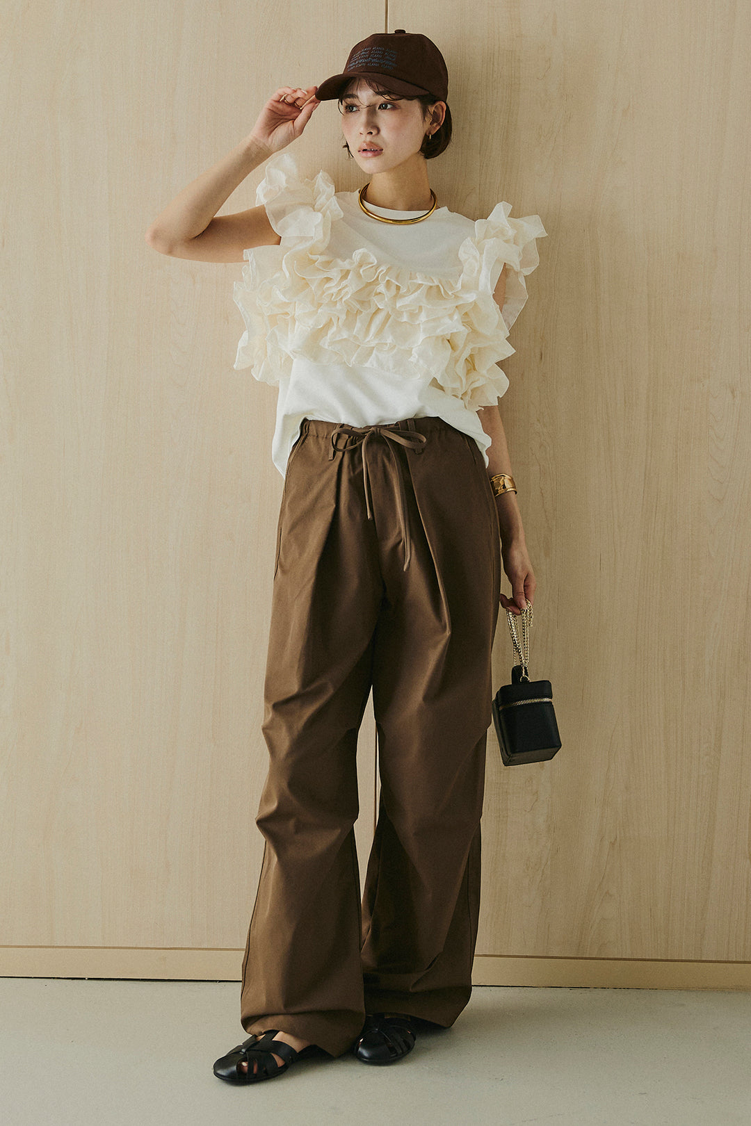 [SET]天竺ナイロンドッキングビスチェ風トップス+ニーサイドタックウエストドロスパンツ(2set)