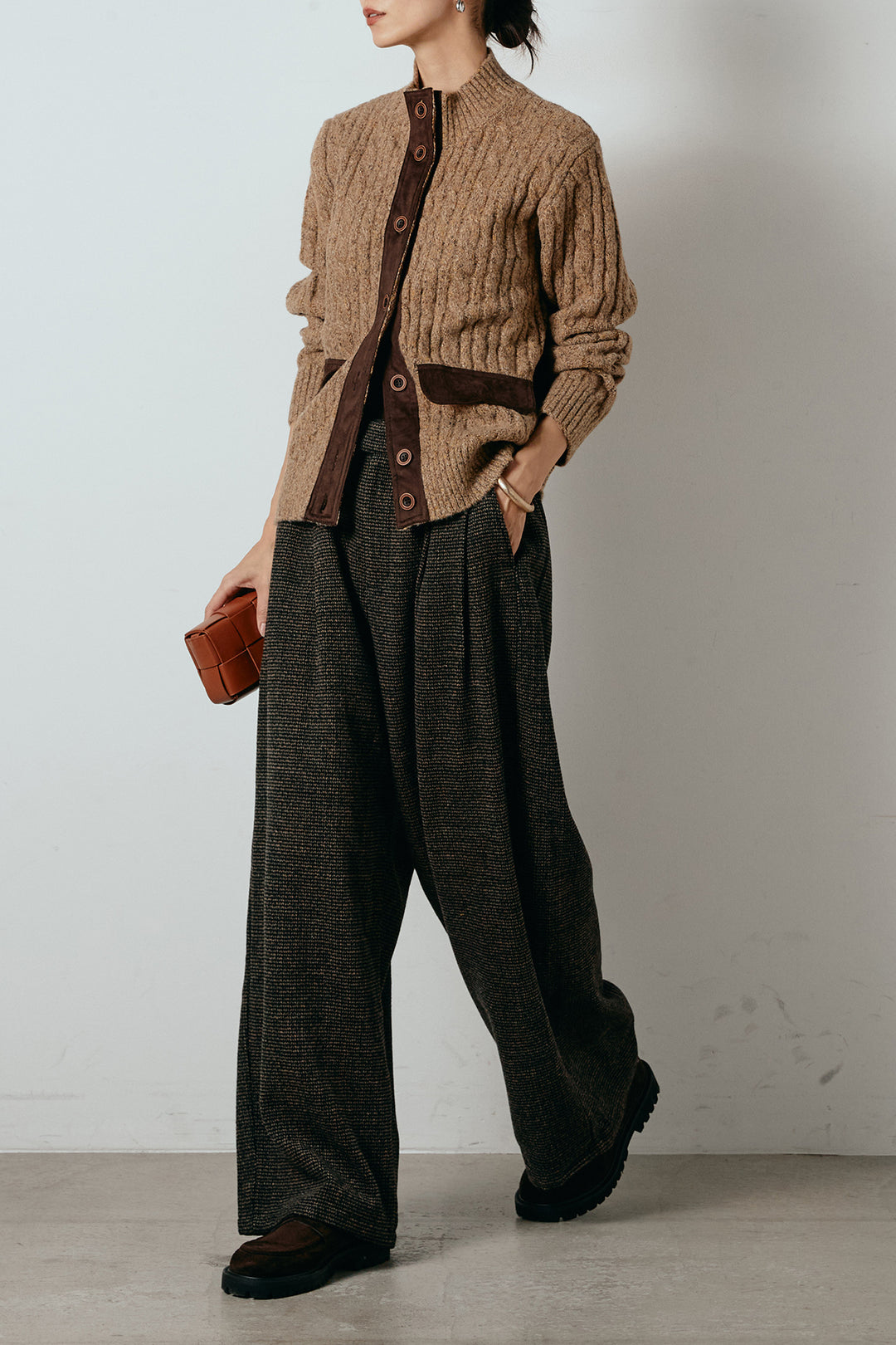 [SET]ボトルネックケーブルニットカーディガン+起毛タック入りツイードワイドパンツ(2set)