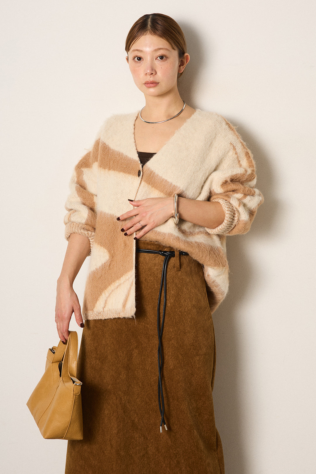 [SET]アクセントブラッシュドカーディガン+ロープベルト付きスウェード調スカート(2set)