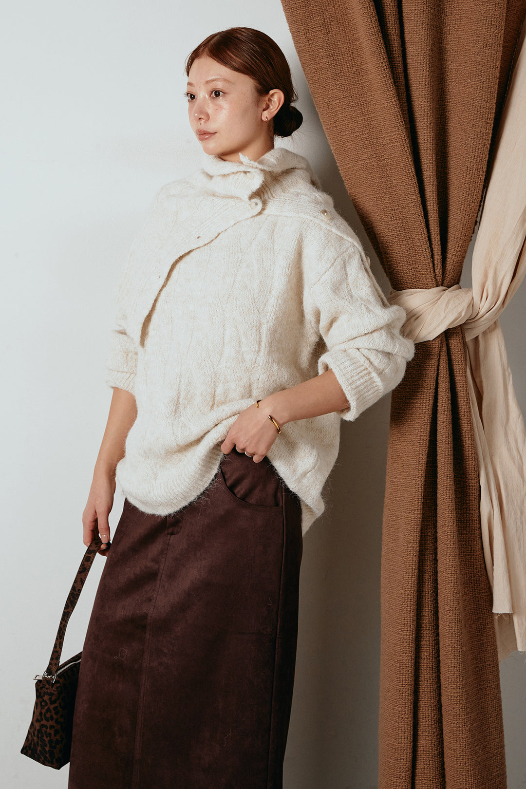 [SET]ケープデザインケーブルニットトップス+スウェードライク裾フリンジスカート(2set)