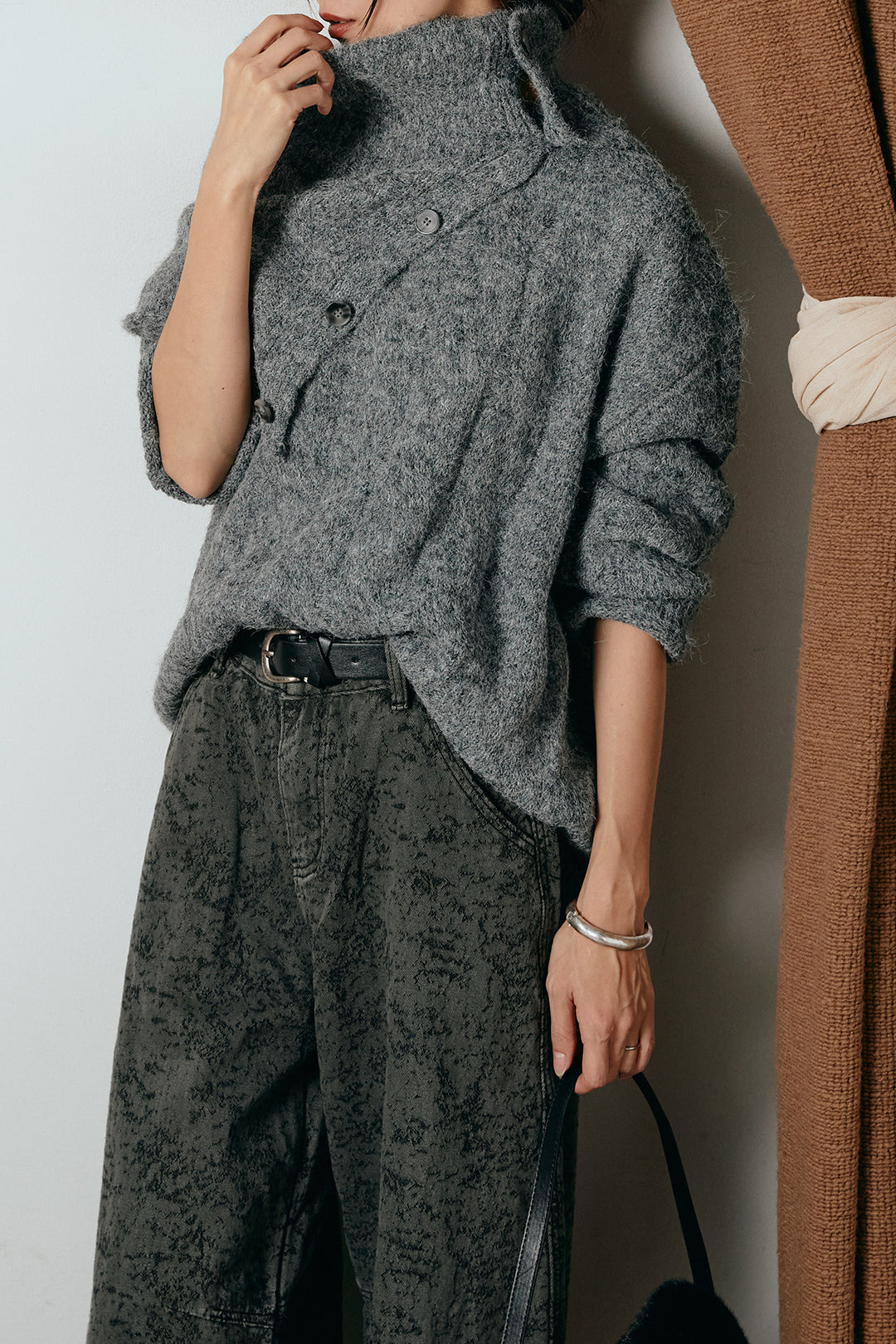 [SET]ケープデザインケーブルニットトップス+ベルト付きニュアンス柄カーブワイドパンツ(2set)