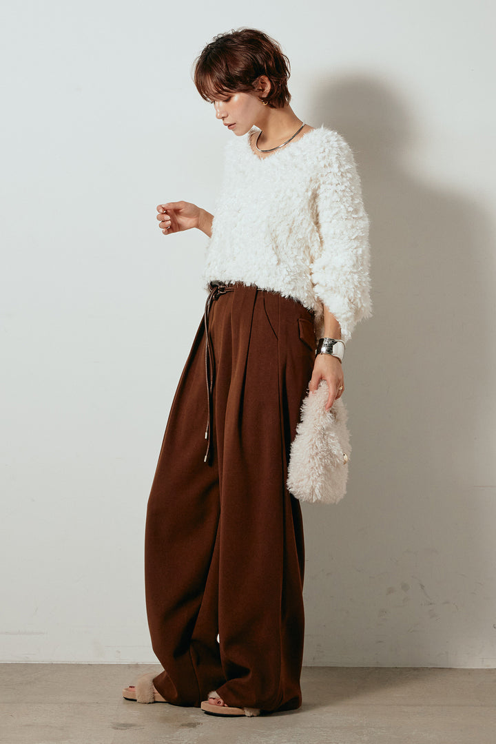 [SET]深Vネックチョウチョヤーンニットトップス+細フェイクレザーベルト付きワイドタックパンツ(2set)