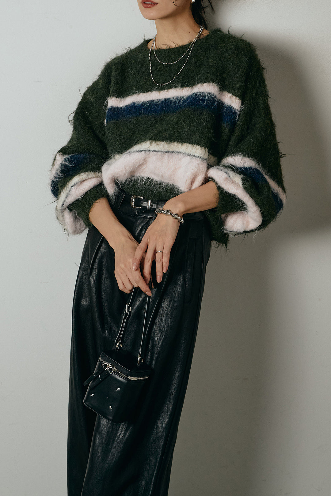 [SET]起毛配色マルチボーダーニットトップス+ベルト付きレザーライクタックパンツ(2set)