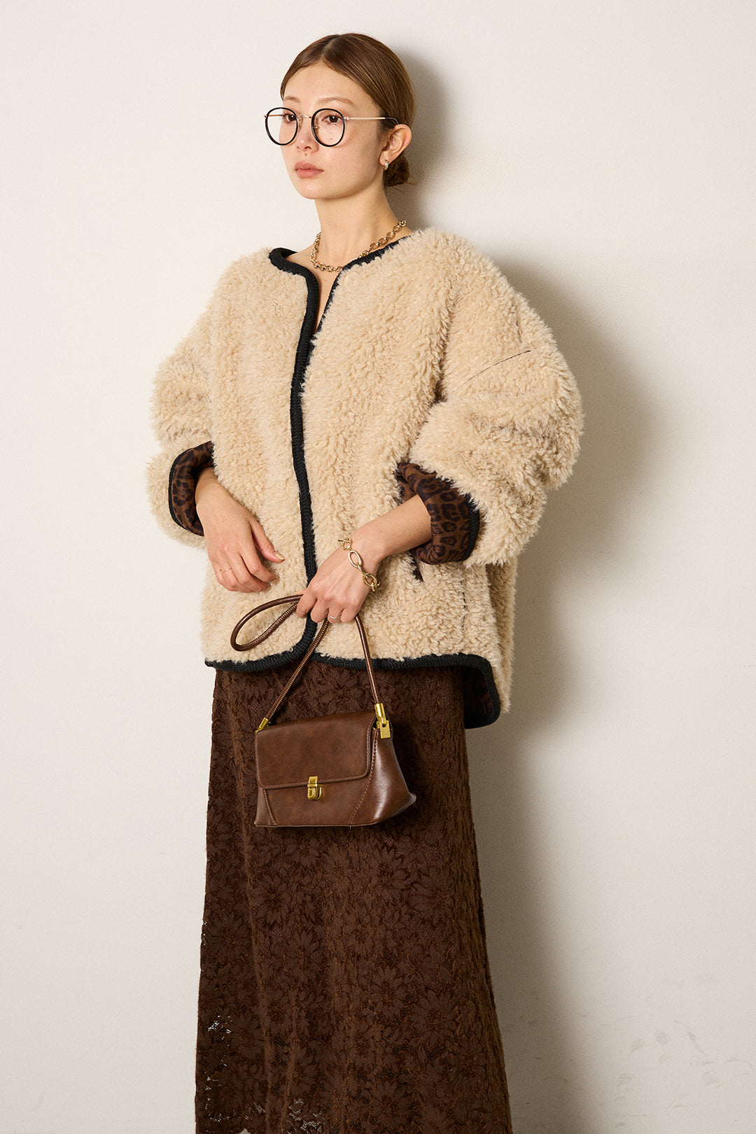 [SET]ノーカラー裏地レオパードボアアウター+花柄刺繍ベロアフレアスカート(2set)