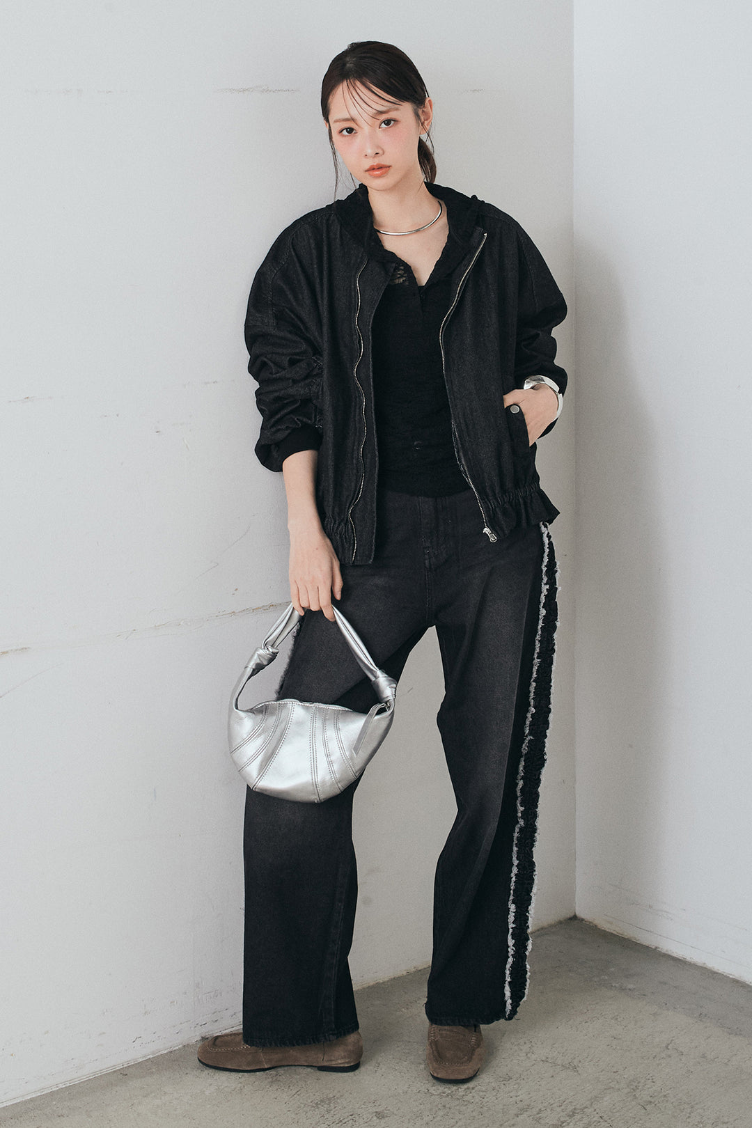 [SET]袖シャーリング裾フリルデニムブルゾン+デニムサイドフリルパンツ(2set)