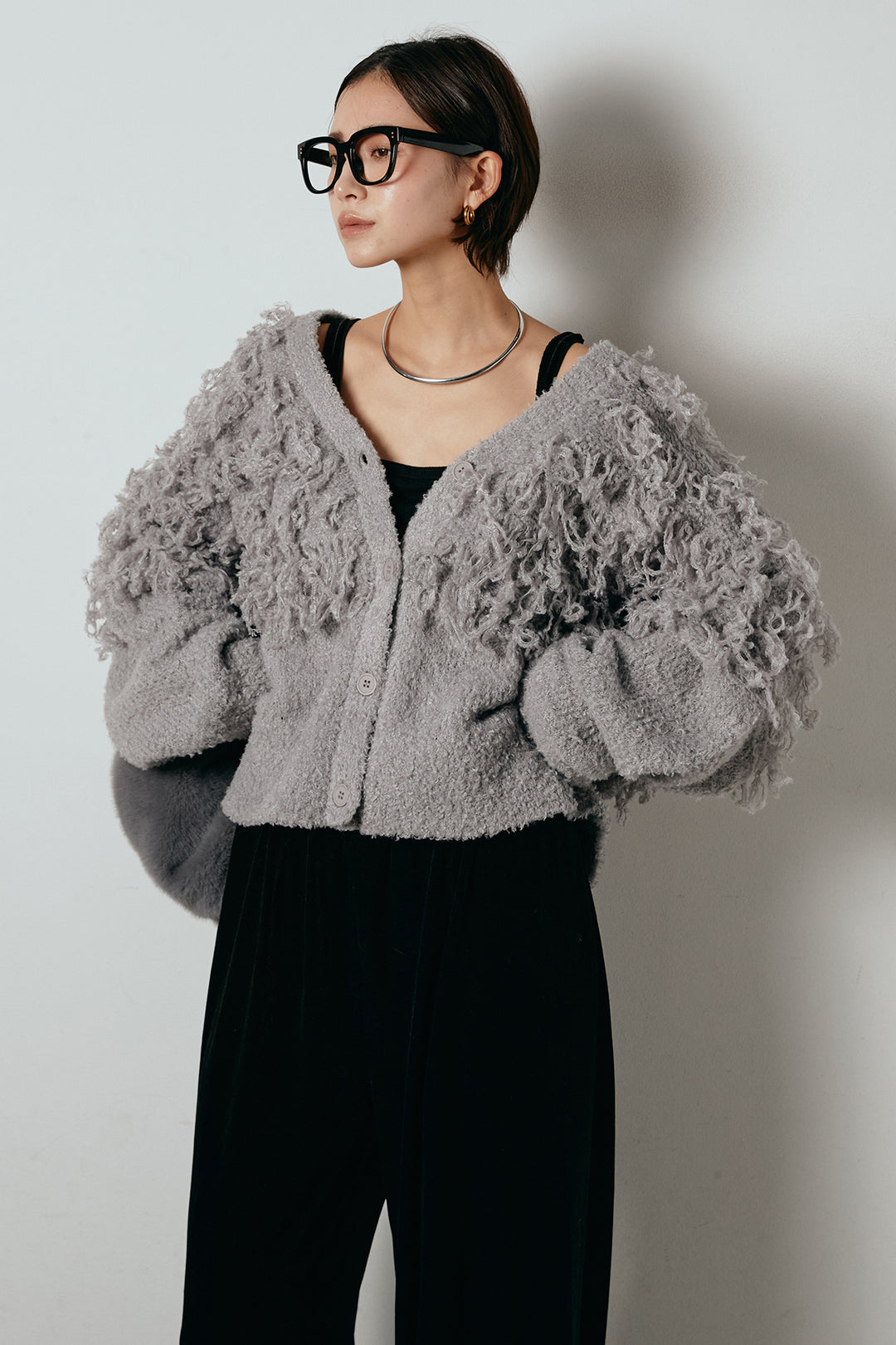 [SET]ループ編みVネックニットカーディガン+ベロアサスペンダー付きパンツ(2set)