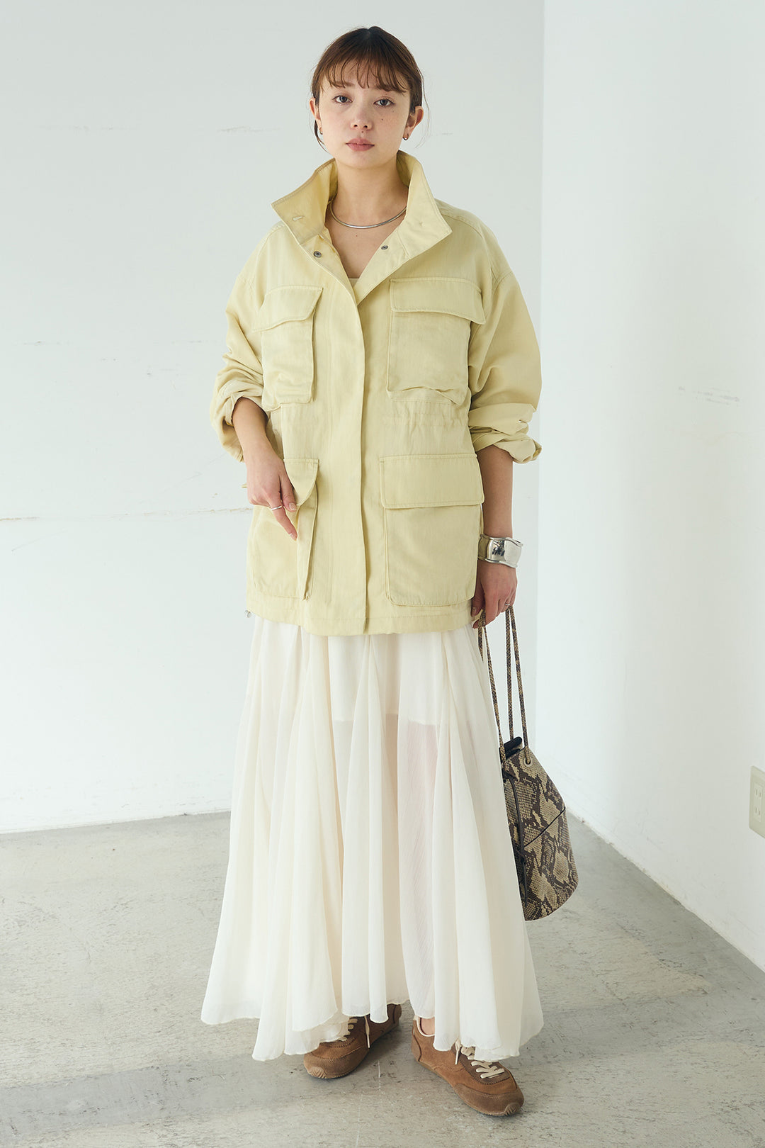 [SET]ナイロンツイルフィールドジャケット+シアーフリルキャミワンピース(2set)