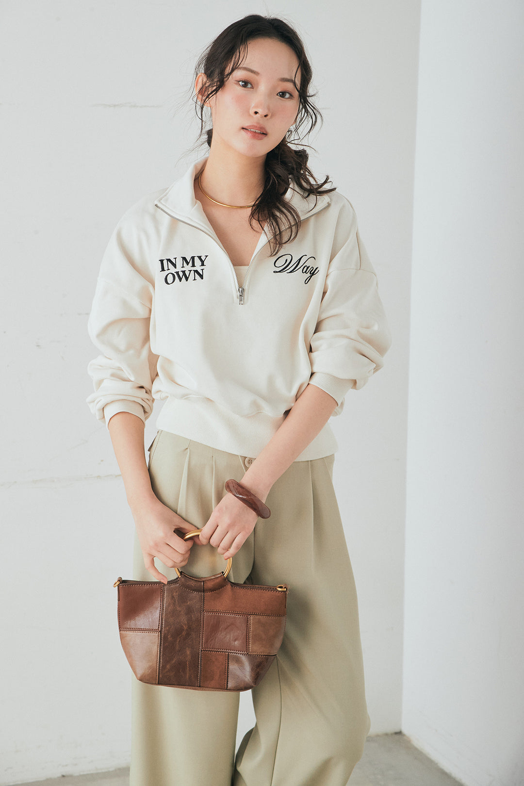 [SET]裏毛ロゴ刺繍ハーフZIPスウェット+斜めボタンタック入りスラックス(2set)