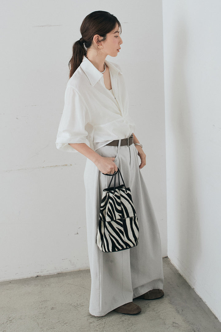 [SET]裾巻きツイストデザインシャツ+ベルト付きサイドタックワイドパンツ(2set)