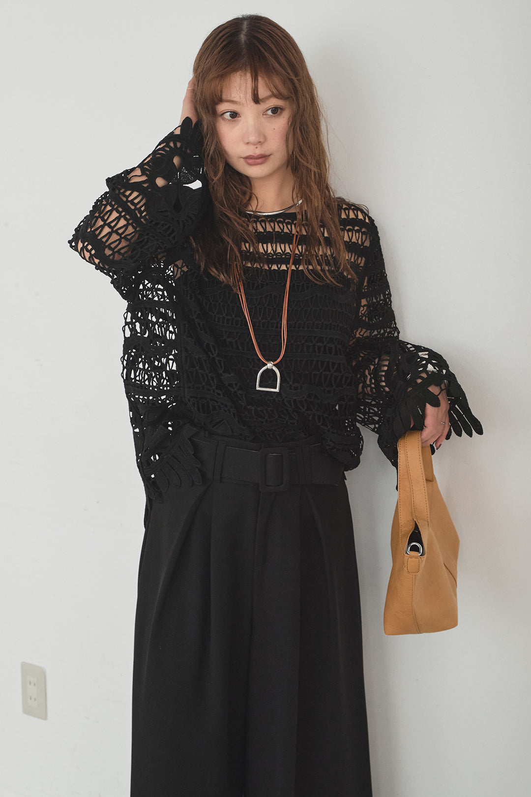 [SET]裾デザインメッシュプルオーバー+ベルト付きツータックワイドパンツ(2set)