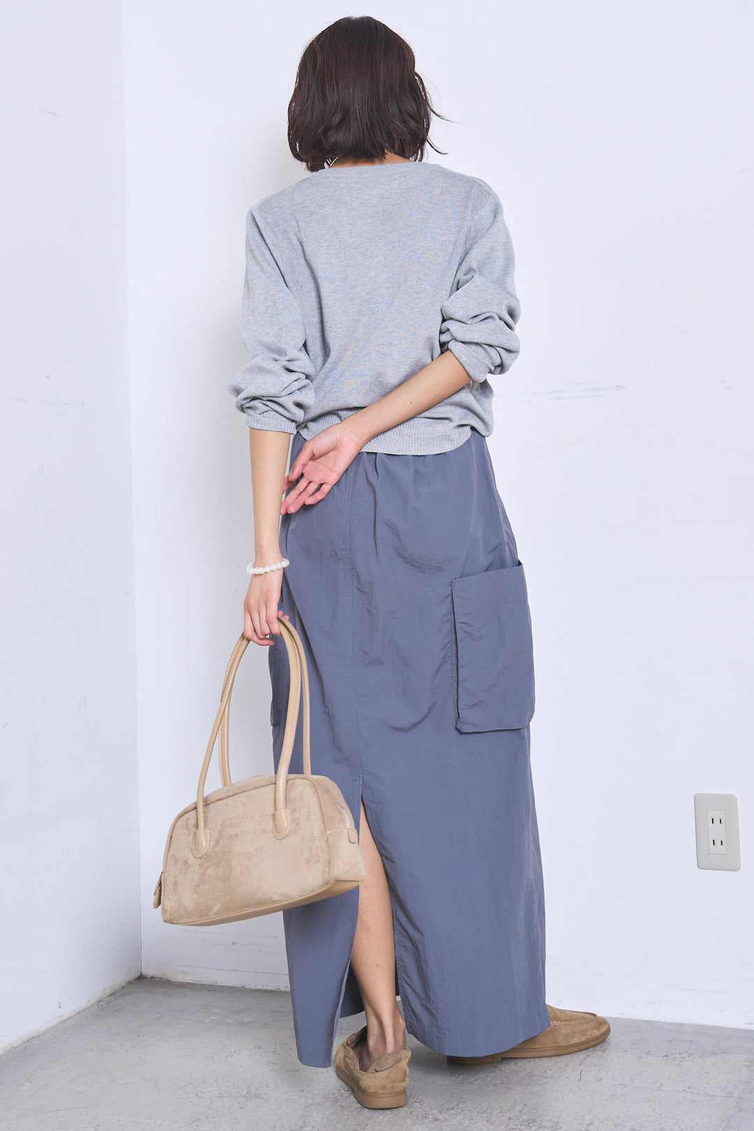 [SET]リサイクルポリニュアンス釦カーデ+撥水加工ナイロンスカート(2set)