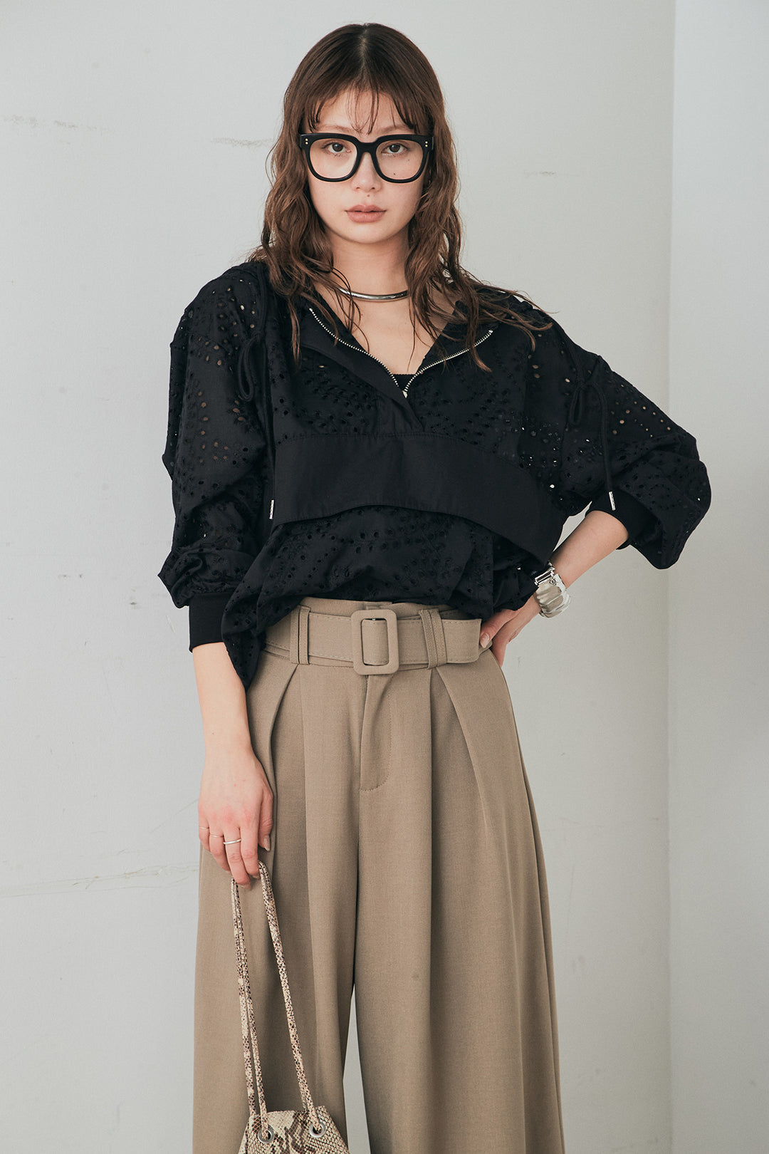 [SET]レースハーフジップアップフーディー+ベルト付きツータックワイドパンツ(2set)