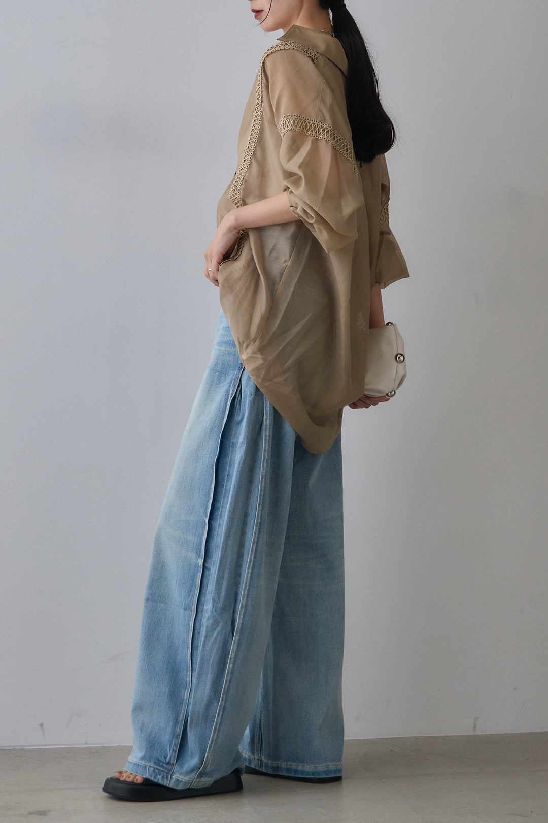 [SET]襟付き深Vネック刺繍シアーシャツ+ストレートデニムパンツ(2set)