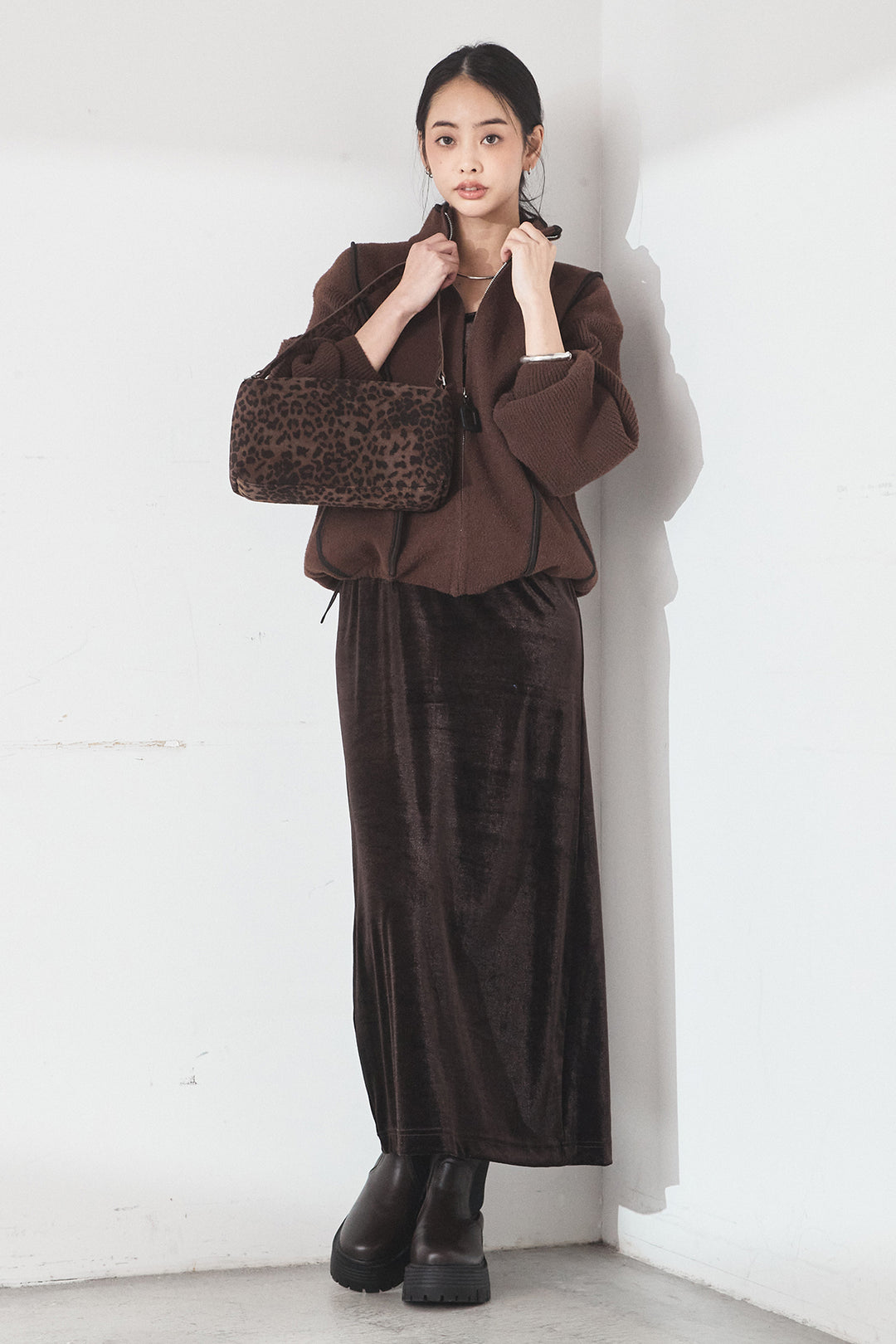 [SET]ハイネックパイピングデザインブルゾン+ベロアバレエネックワンピース(2set)