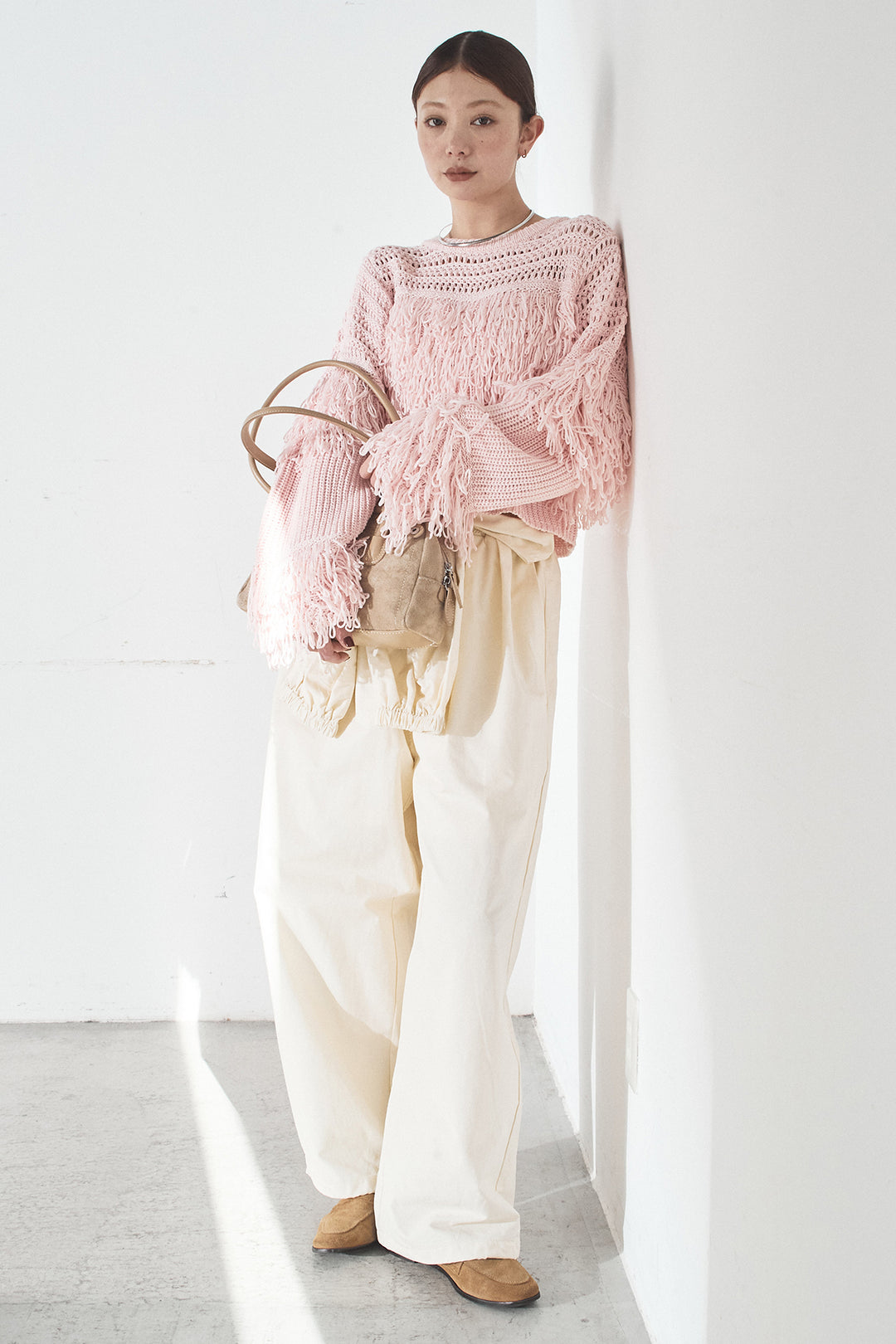 [SET]メッシュフリンジ切り替えプルオーバー+合繊ツイルスタンドウエスト巻きジョガーパンツ(2set)