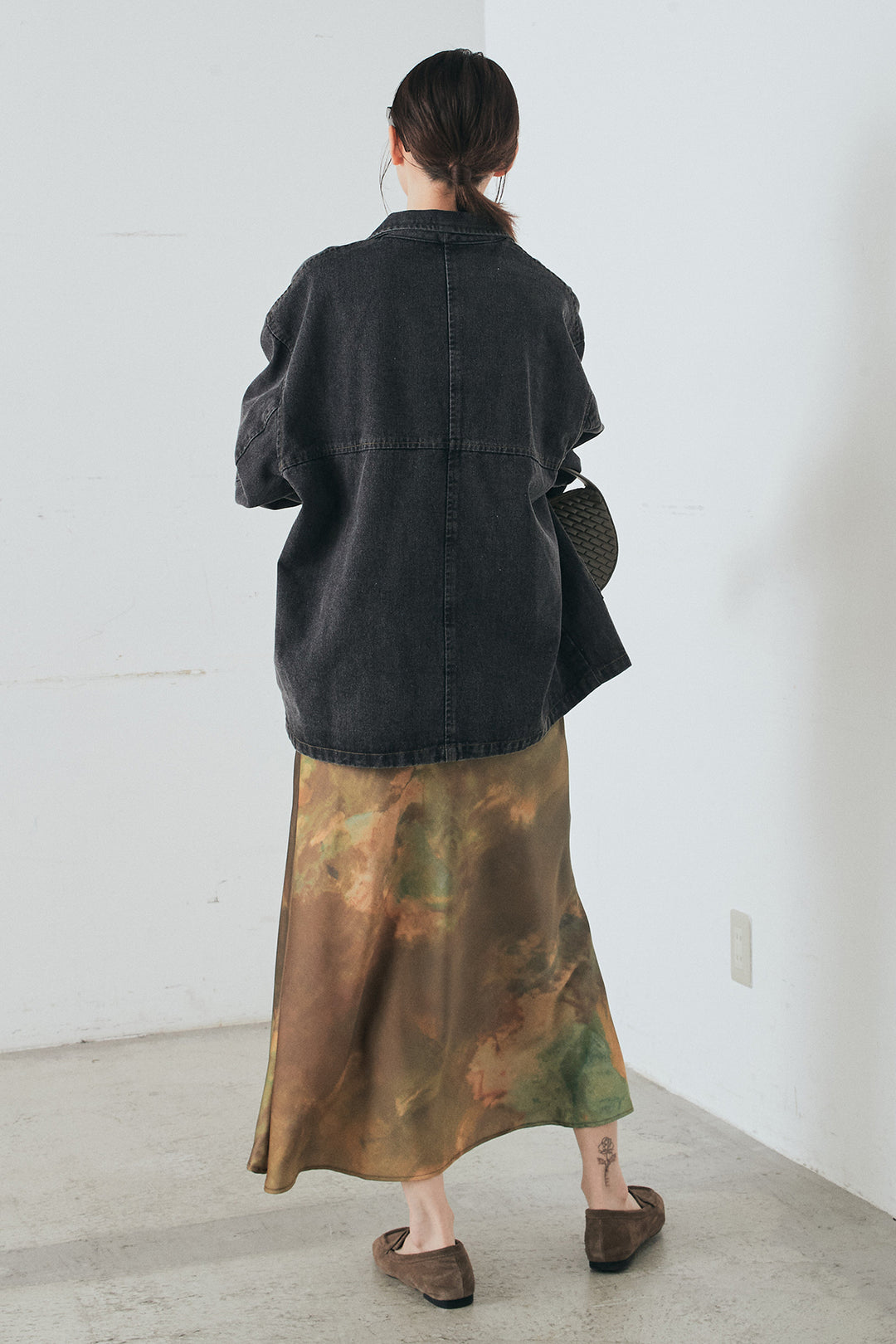 [SET]オーバーデニムジャケット+ニュアンス柄サテンスカート(2set)