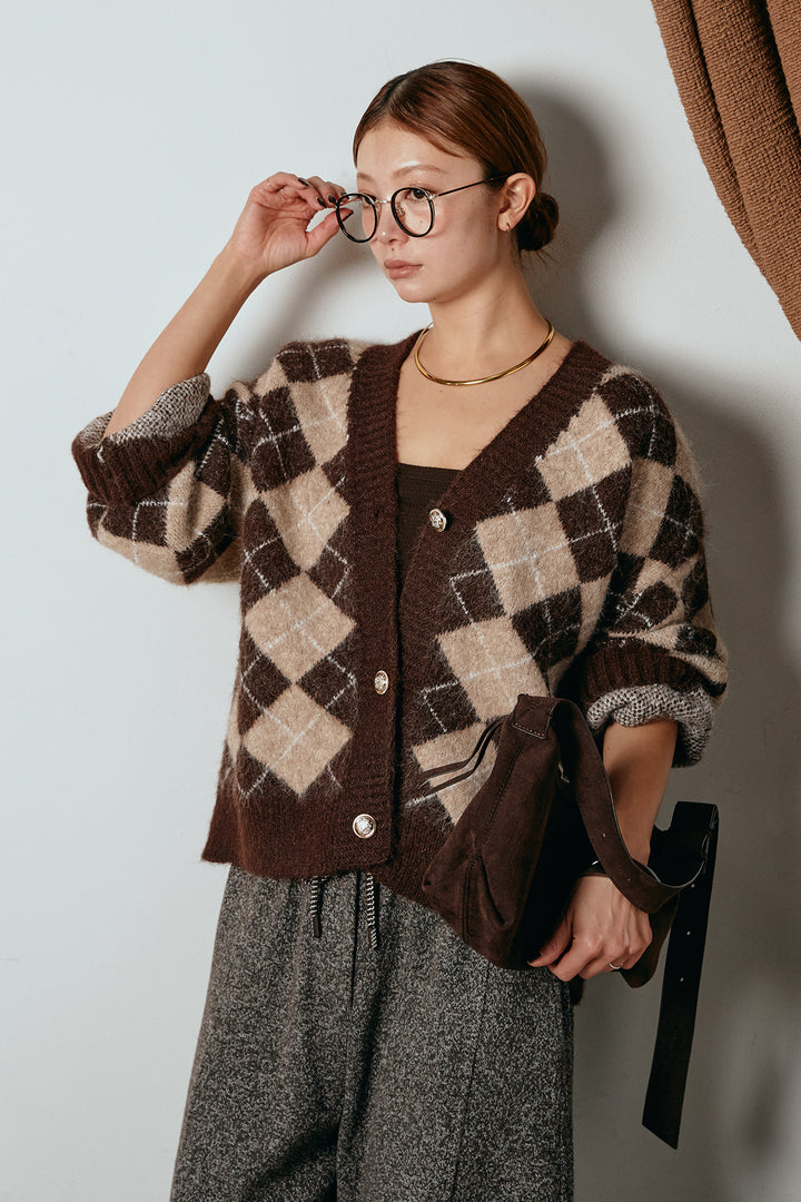 [SET]オーバーサイズ総柄Vネックニットカーディガン+杢ニットフレアパンツ(2set)