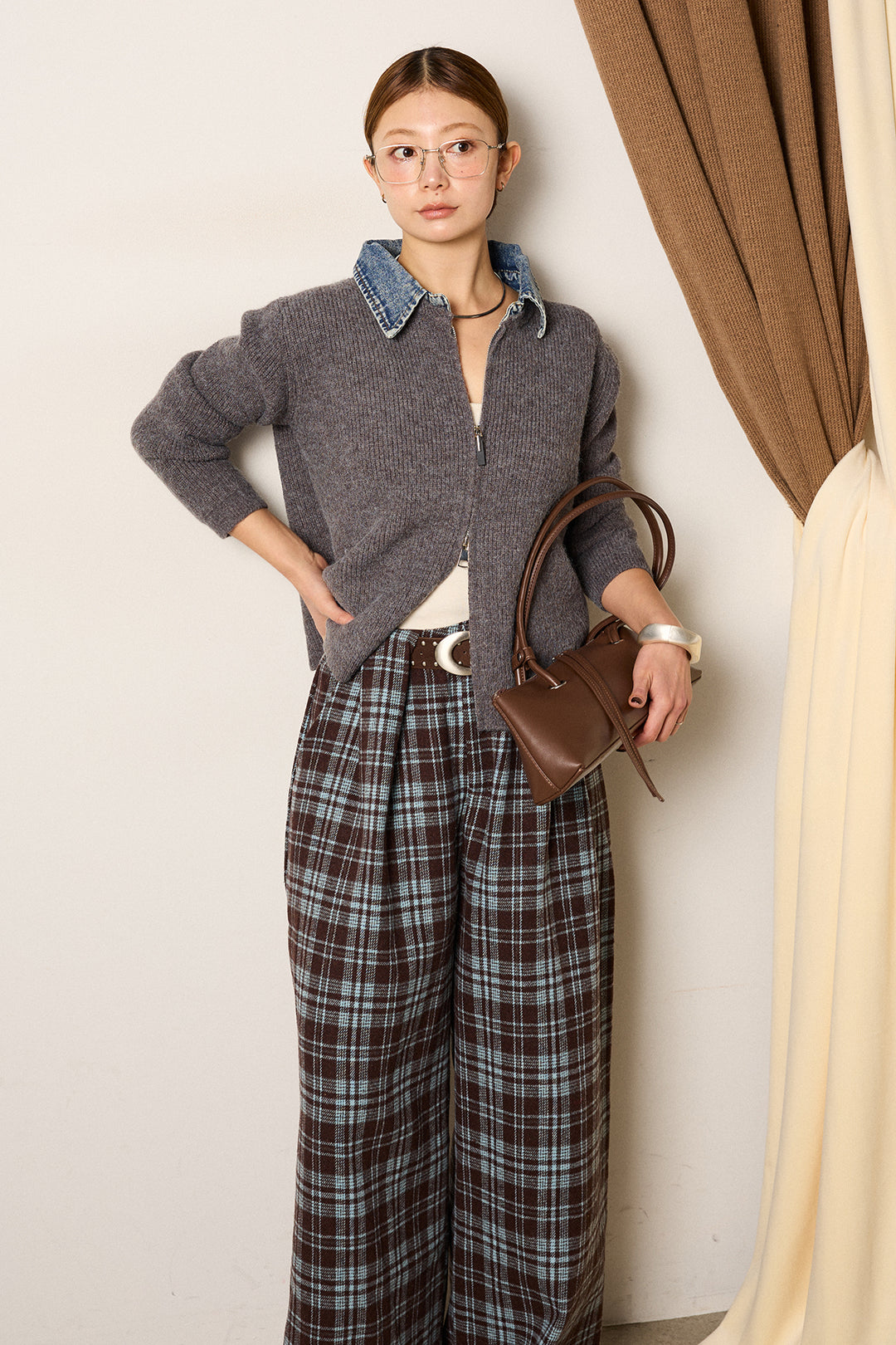 [SET]デニム襟ダブルジップニットトップス+スタッズデザインベルトタータンチェックパンツ(2set)