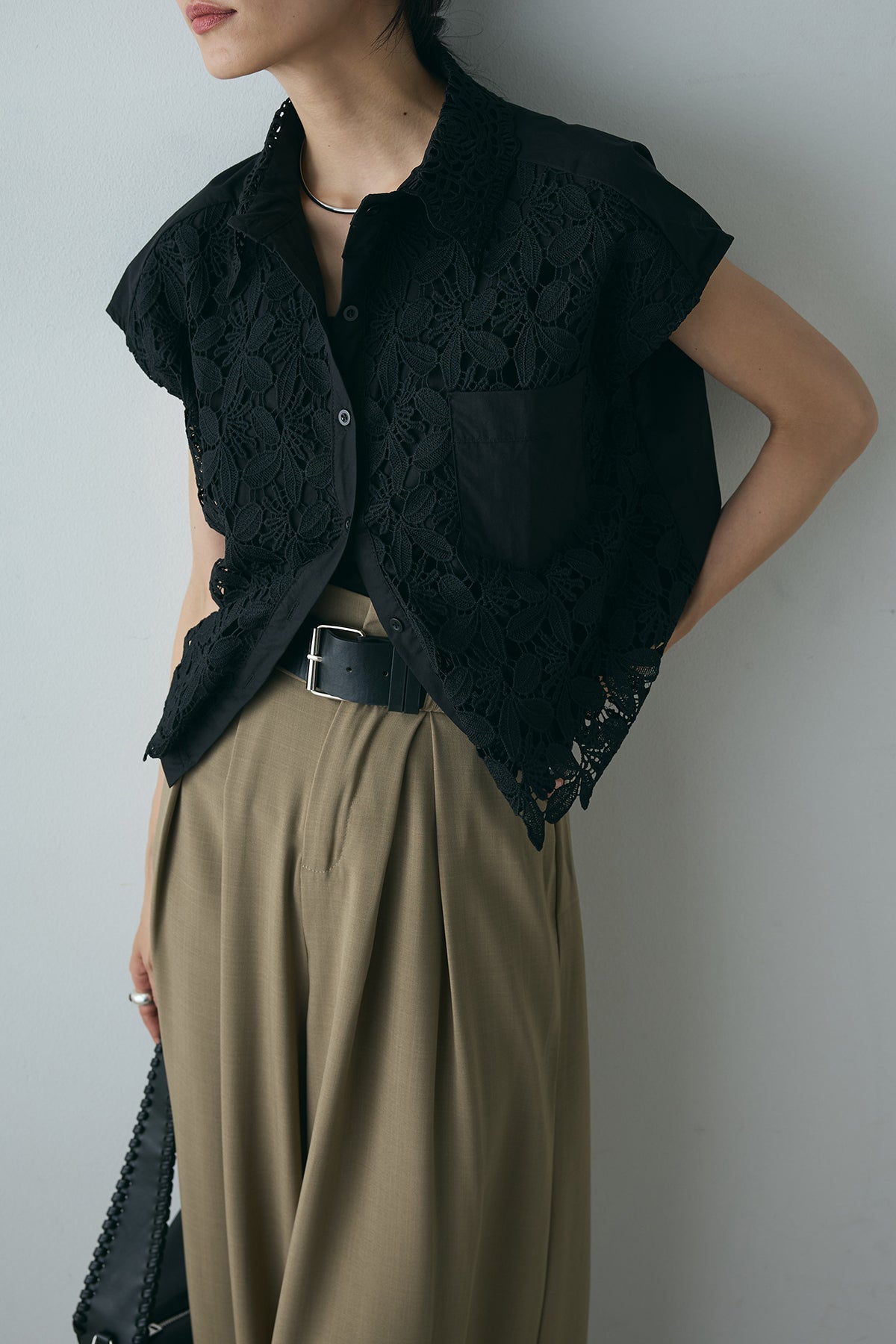 コットンハウスアヤ　刺繍レース ノースリーブシャツ　ブラウス 0430465080086cl_33?$VS_1500$