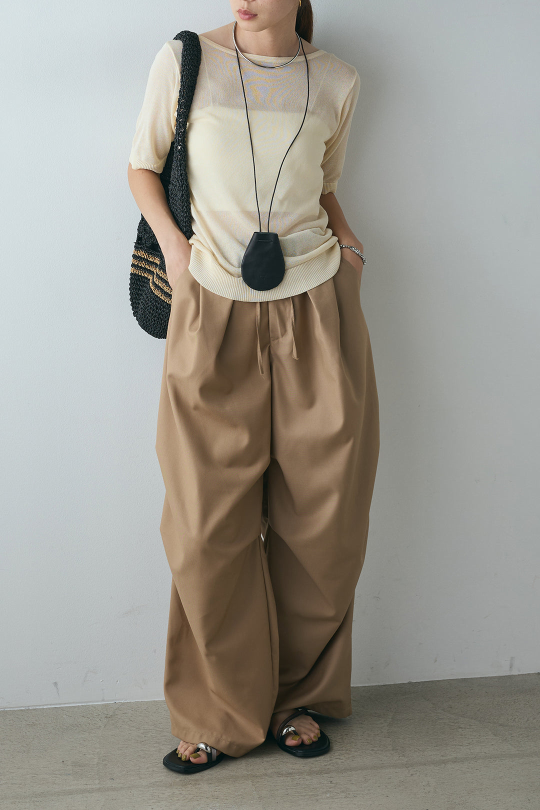 [SET]シアーバックオープンプルオーバー+デザインタックパンツ(2set)