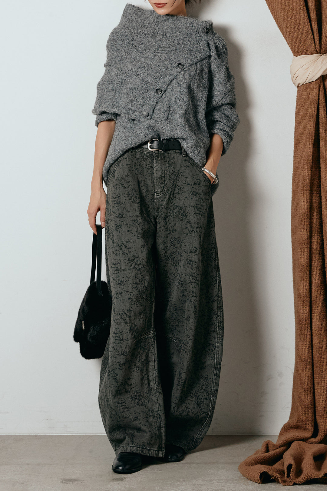 [SET]ケープデザインケーブルニットトップス+ベルト付きニュアンス柄カーブワイドパンツ(2set)