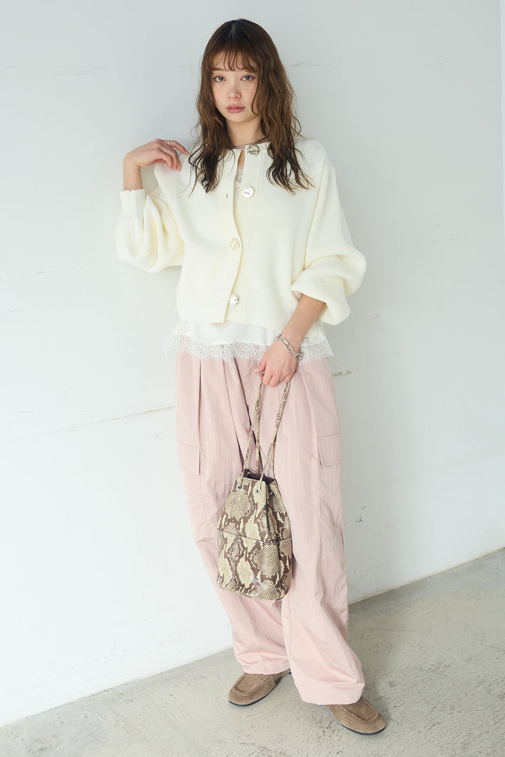 [SET]スポンディッシュBIGボタンクルーネックカーディガン+撥水ジョガーパンツ+ブロード切り替えぺプラムタンク(3set)