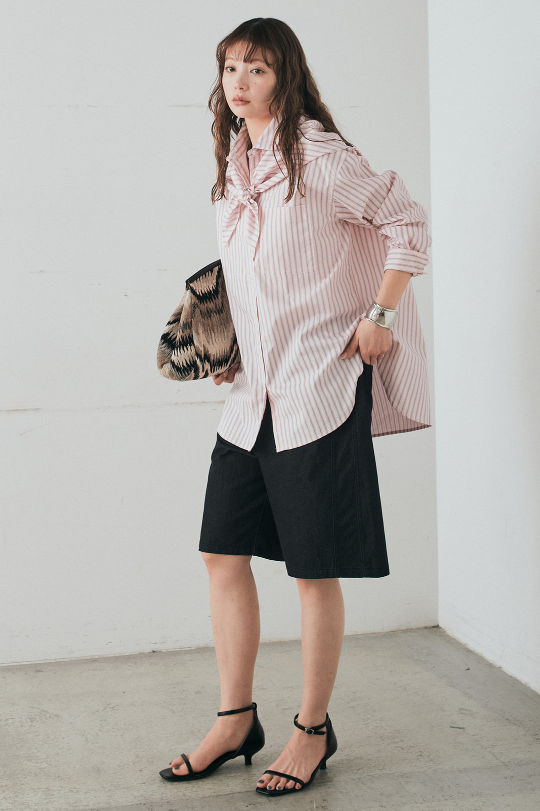 [SET]ランダムストライプスカーフ付きシャツ+デニムハーフパンツ(2set)