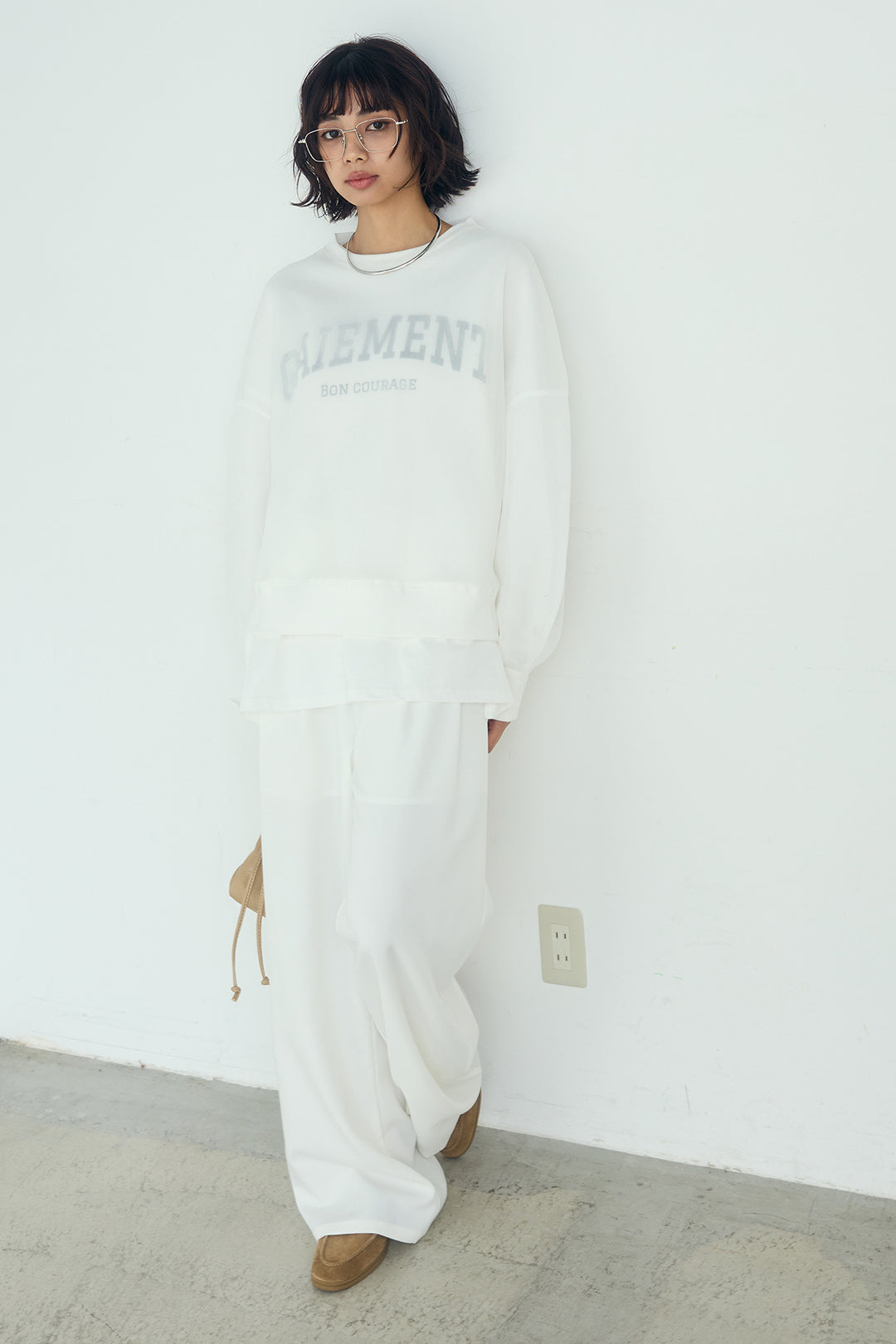 [SET]クリアダンボールプルオーバー+斜めボタンタック入りスラックス+フロントロゴビッグプルオーバー(3set)