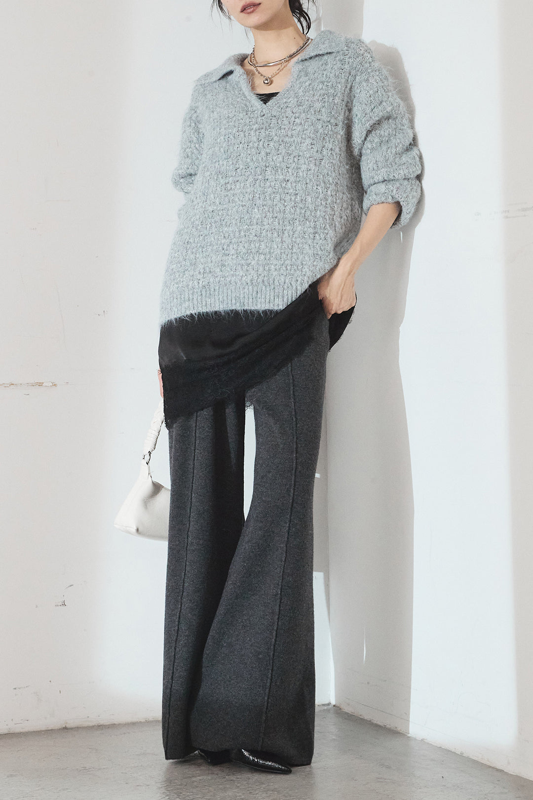 [SET]襟付きVネックニットトップス+レース切り替えキャミソール+センターラインニットパンツ(3set)